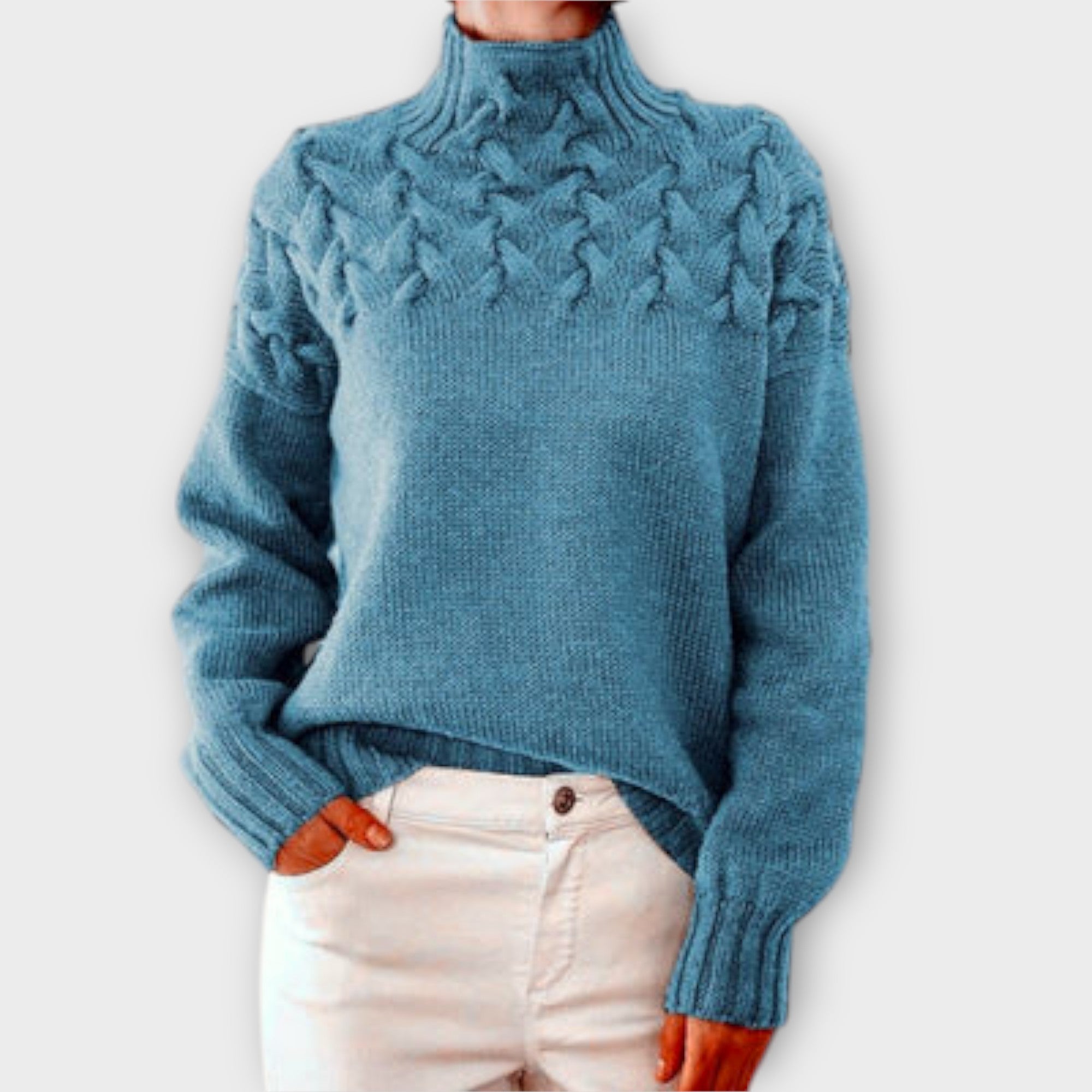 Eva – Damski sweter z warkoczowym splotem