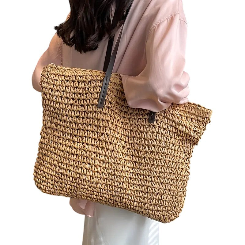 Cécile.- Woven bag
