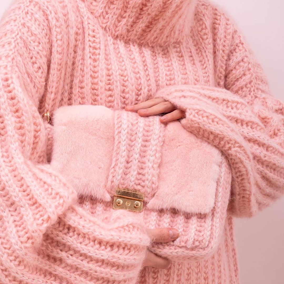 Paulina – Miękki damski sweter z kapturem i długim rękawem