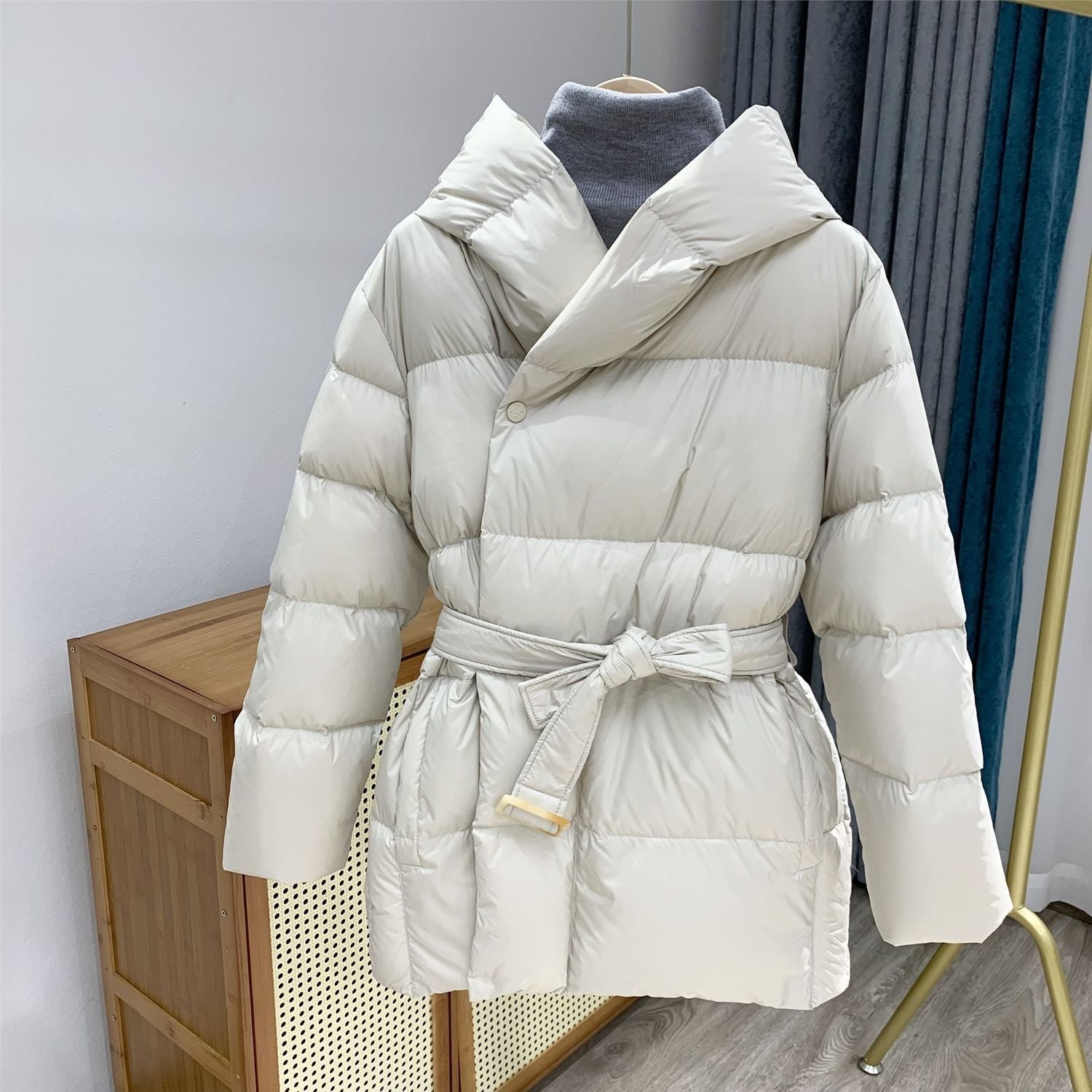 Eliara™ - Wintermantel mit Gürtel